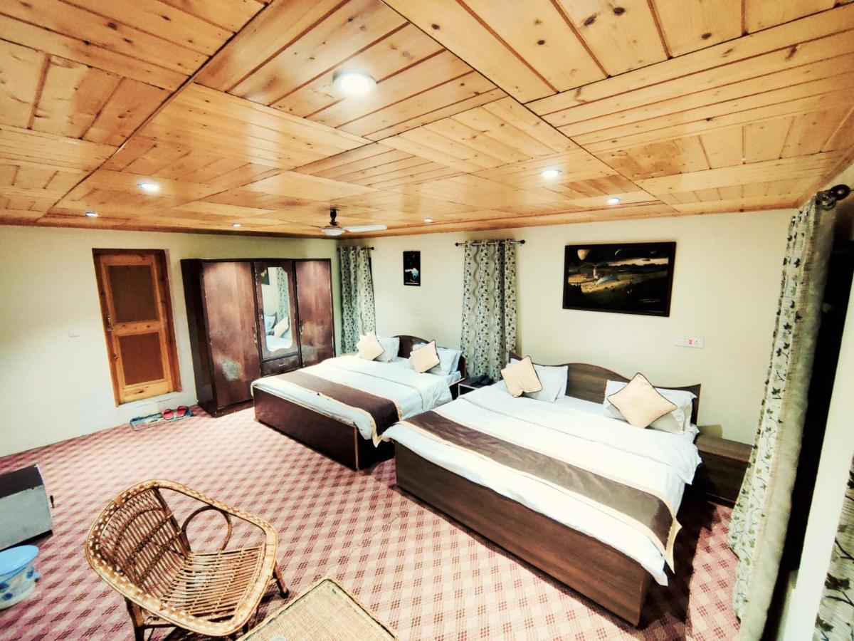 Sheesha Residency Hotel Srinagar  Exterior photo