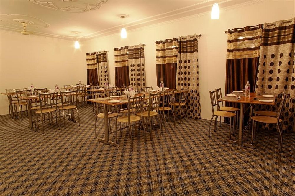 Sheesha Residency Hotel Srinagar  Exterior photo
